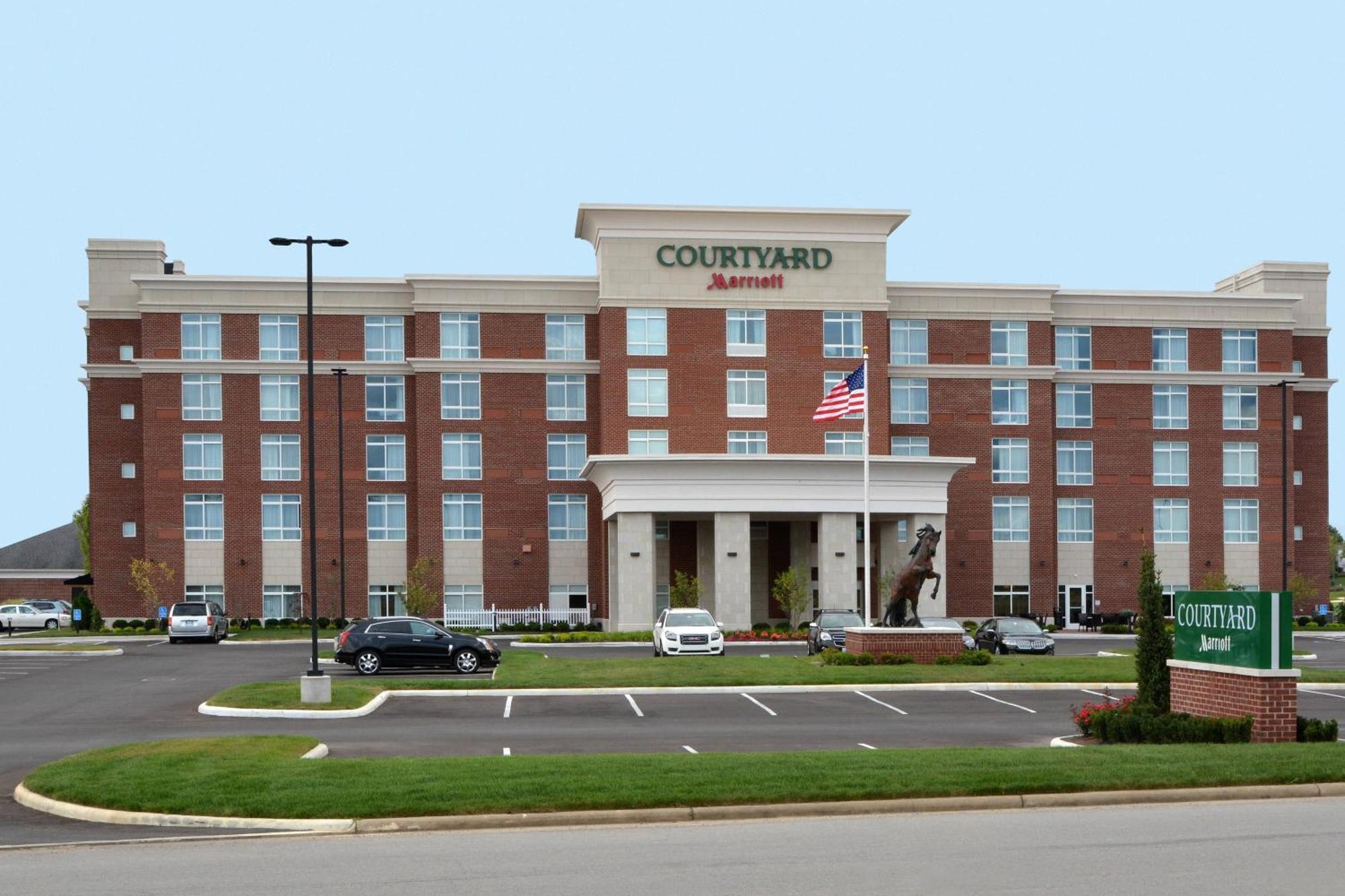 Courtyard By Marriott Youngstown Canfield Eksteriør billede