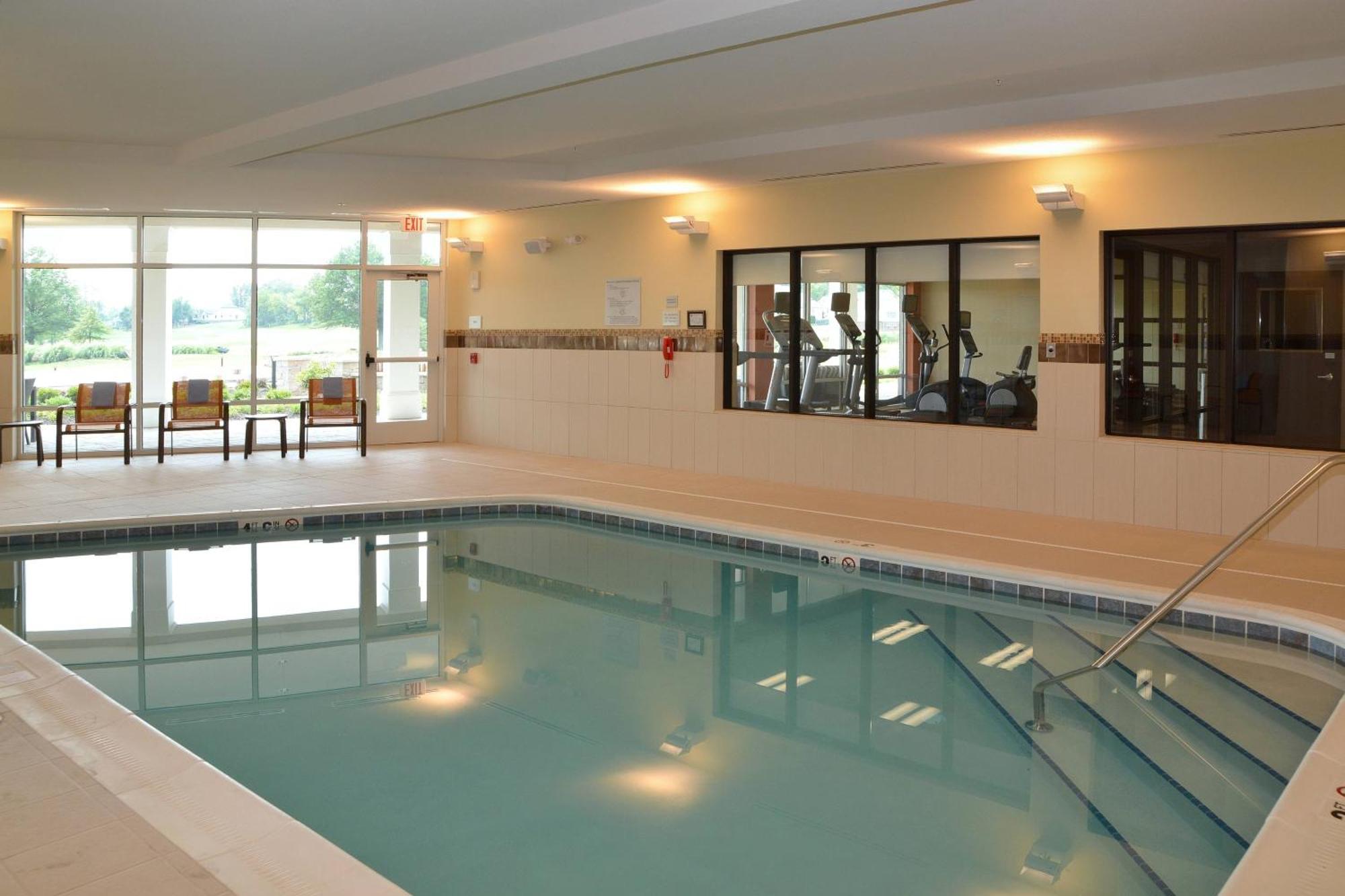 Courtyard By Marriott Youngstown Canfield Eksteriør billede