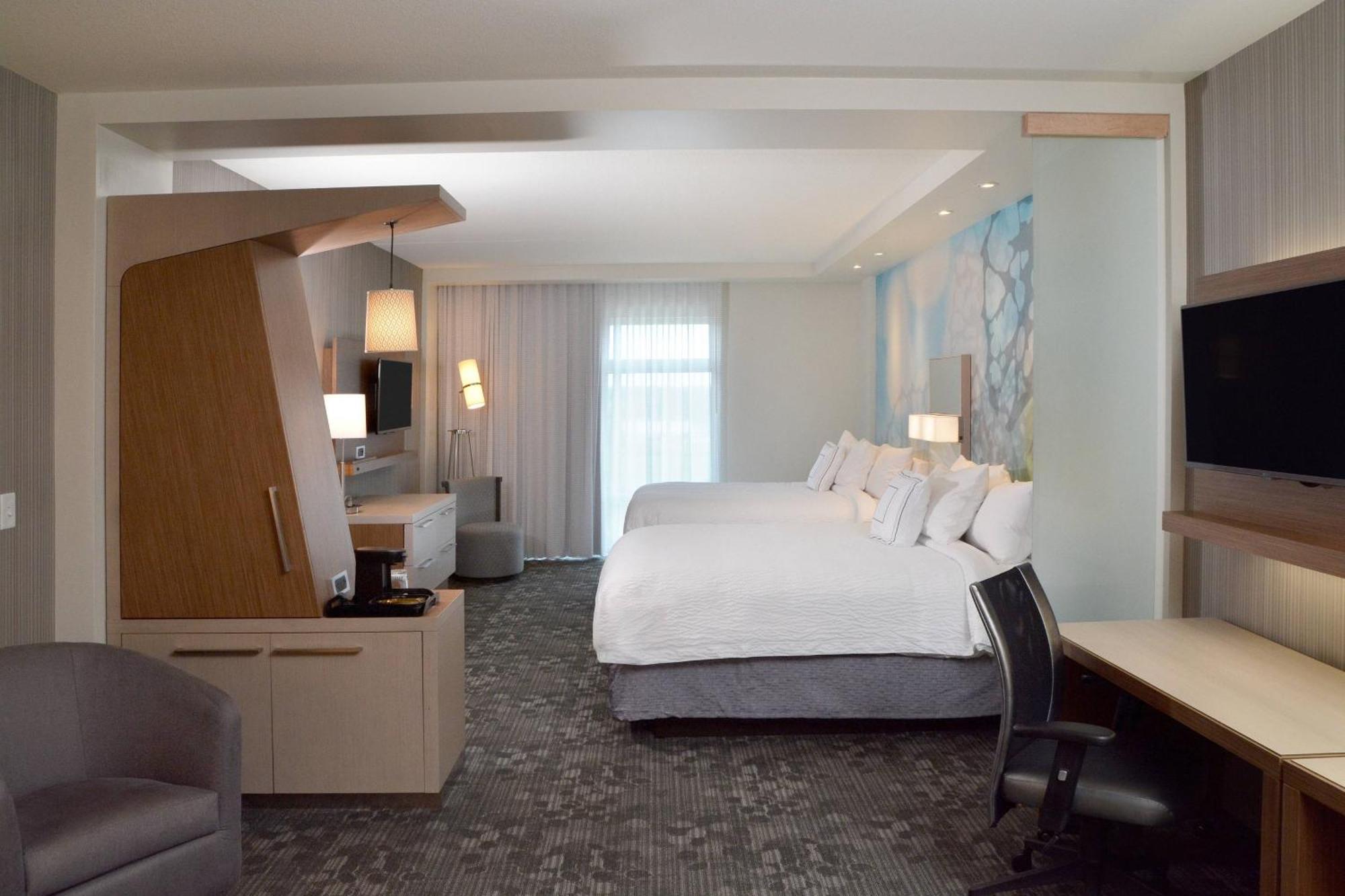 Courtyard By Marriott Youngstown Canfield Eksteriør billede