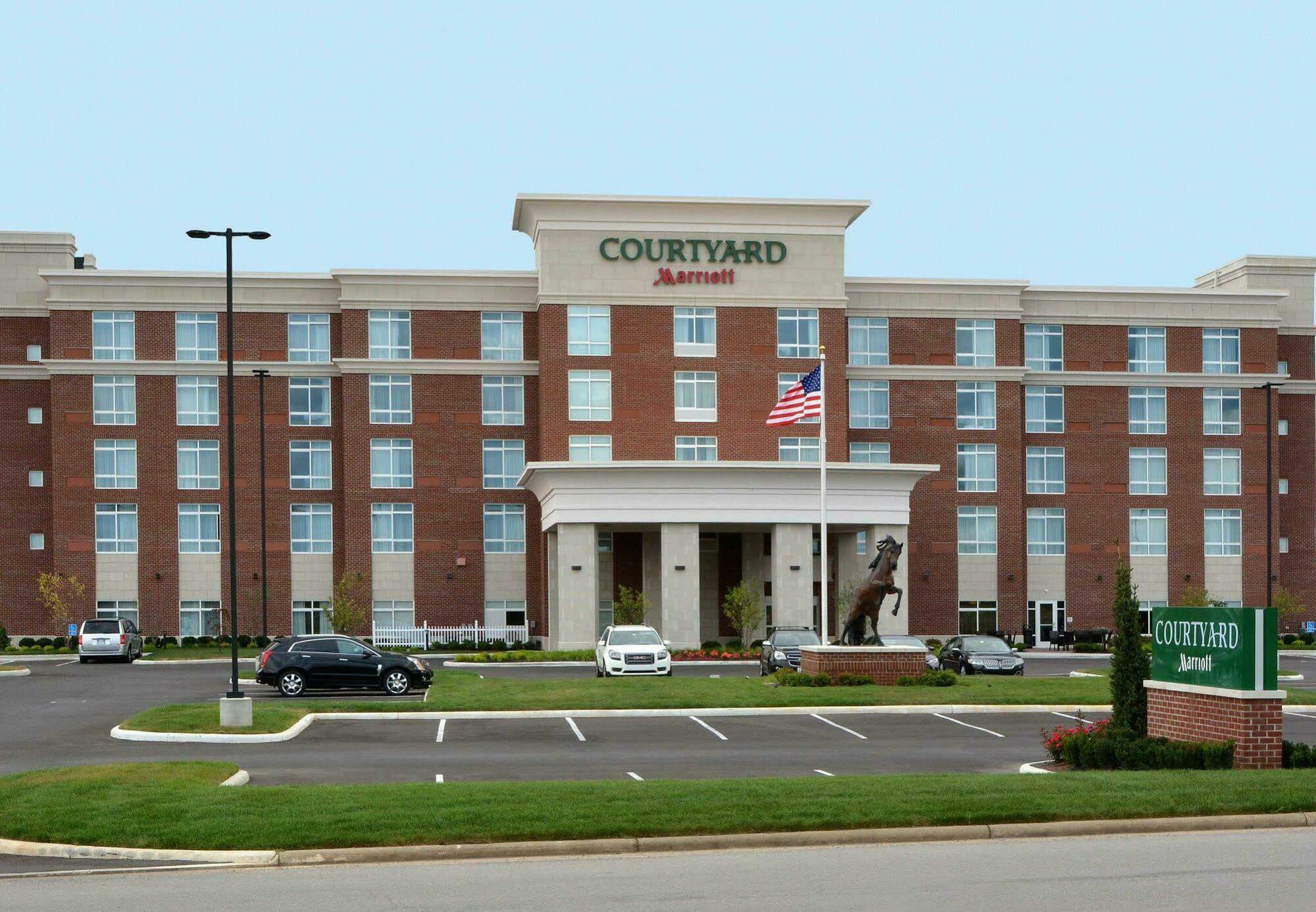 Courtyard By Marriott Youngstown Canfield Eksteriør billede